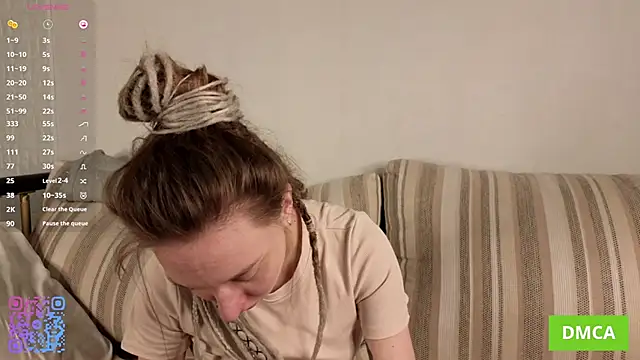 Snapshot of JohnetteConstine chatting on October 28, 2025, 5:18 am JohnetteConstine online show from October 28, 2025, 5:18 am