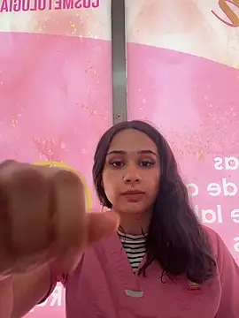 Katherin dimi online show from October 7, 2025, 5:14 pm