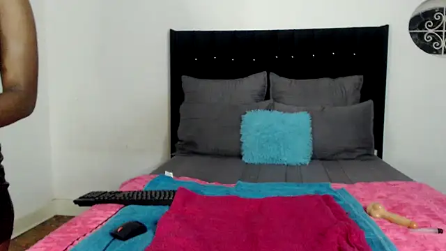 Snapshot of MissLola026 chatting on March 14, 2026, 7:42 pm MissLola026 online show from March 14, 2026, 7:42 pm