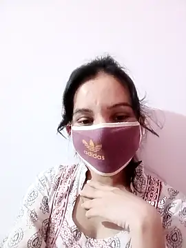 Snapshot of Hornyme18 chatting on October 12, 2025, 2:18 pm Hornyme18 online show from October 12, 2025, 2:18 pm