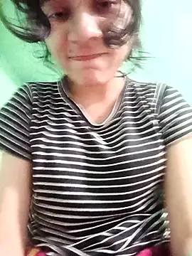 Snapshot of Hornyme18 chatting on October 21, 2025, 11:09 am Hornyme18 online show from October 21, 2025, 11:09 am