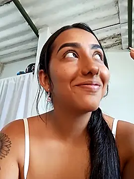 Snapshot of Queen_sofya chatting on January 6, 2026, 6:34 pm Queen sofya online show from January 6, 2026, 6:34 pm