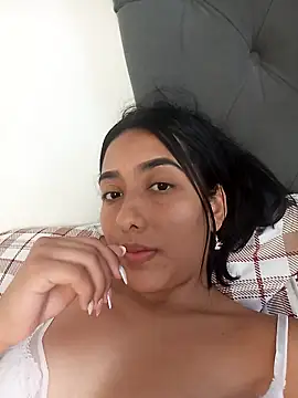 Snapshot of Queen_sofya chatting on March 17, 2026, 6:44 pm Queen sofya online show from March 17, 2026, 6:44 pm