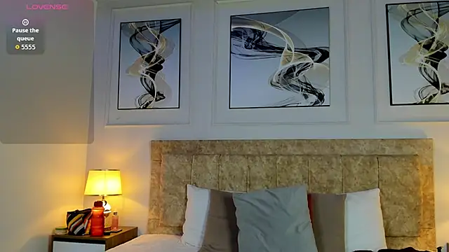 Snapshot of celeste_collins_ chatting on November 28, 2025, 4:01 am celeste collins online show from November 28, 2025, 4:01 am