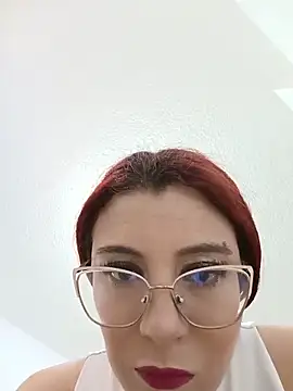 Snapshot of allison_mc chatting on June 2, 2026, 3:01 pm allison mc online show from June 2, 2026, 3:01 pm