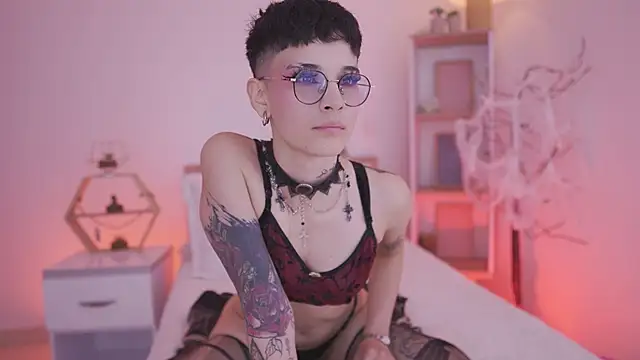 Snapshot of Giia_Moretti_ chatting on November 5, 2025, 8:23 pm Giia Moretti online show from November 5, 2025, 8:23 pm