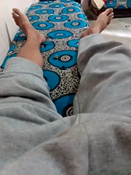 Snapshot of latarak321 chatting on November 5, 2025, 1:14 pm latarak321 online show from November 5, 2025, 1:14 pm