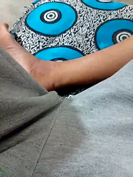 Snapshot of latarak321 chatting on October 15, 2025, 8:17 pm latarak321 online show from October 15, 2025, 8:17 pm