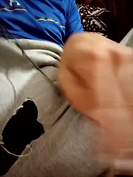 Snapshot of latarak321 chatting on October 14, 2025, 5:35 pm latarak321 online show from October 14, 2025, 5:35 pm