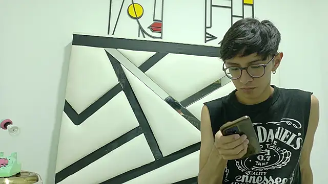 Snapshot of TWINK_JOSS chatting on October 10, 2025, 7:04 pm TWINK JOSS online show from October 10, 2025, 7:04 pm