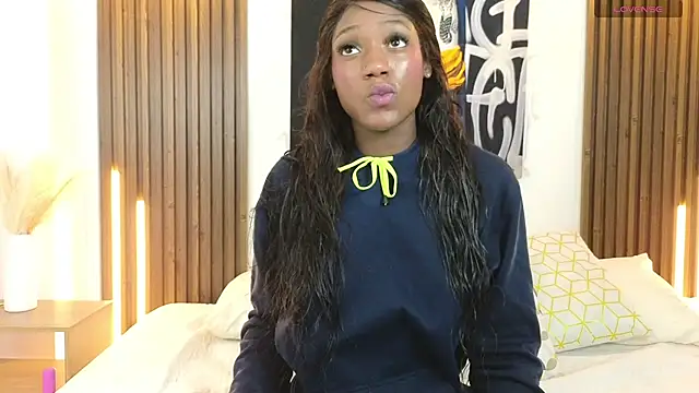 Kitty Bombon online show from January 5, 2026, 7:50 pm