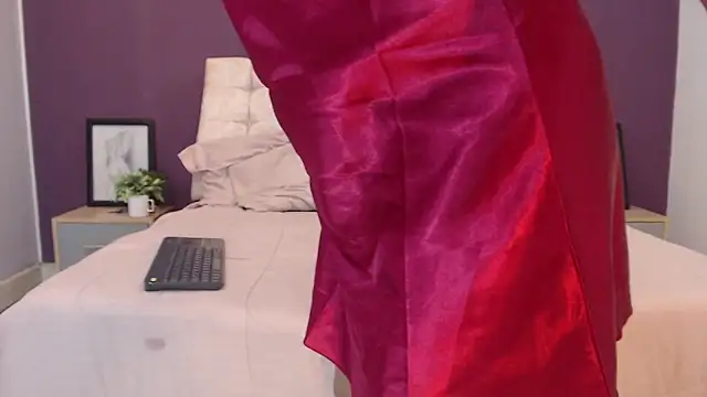 PaulinaColeman online show from December 22, 2025, 3:50 am