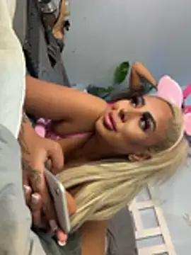 zara bellexx online show from May 7, 2026, 10:46 pm