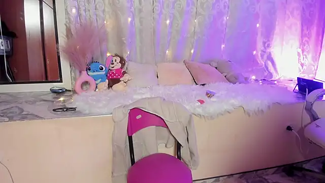 Snapshot of Lilith_salvatoree chatting on May 19, 2026, 1:21 am Lilith salvatoree online show from May 19, 2026, 1:21 am