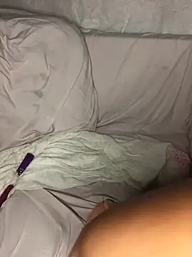 AliceXmoore online show from December 4, 2025, 2:54 am