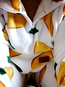 Snapshot of Mar-wa_1 chatting on November 21, 2025, 2:38 pm Mar-wa 1 online show from November 21, 2025, 2:38 pm