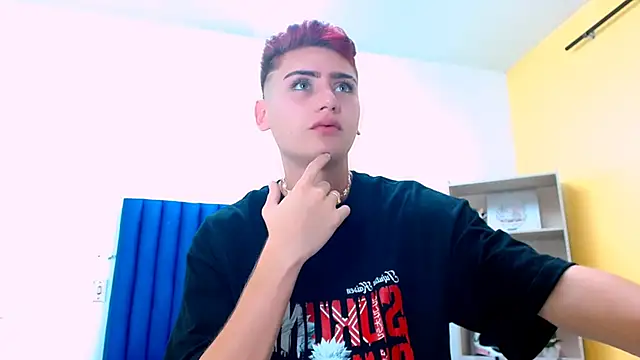 Snapshot of Alex_Millerss chatting on December 3, 2025, 11:14 pm Alex Millerss online show from December 3, 2025, 11:14 pm