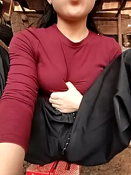 Snapshot of Sexynice_baby chatting on November 6, 2025, 2:37 am Sexynice baby online show from November 6, 2025, 2:37 am