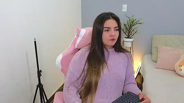 Snapshot of Ambeer_star chatting on October 30, 2025, 12:20 am Ambeer star online show from October 30, 2025, 12:20 am