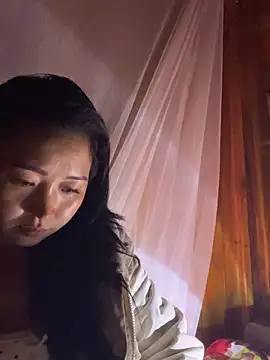 Snapshot of miemie-xx chatting on November 1, 2025, 2:11 pm miemie-xx online show from November 1, 2025, 2:11 pm