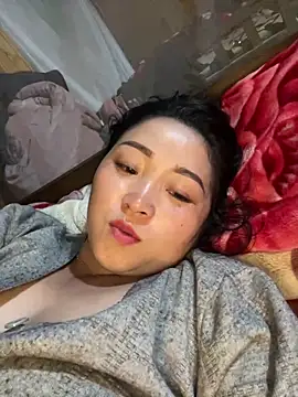 Snapshot of miemie-xx chatting on November 3, 2025, 3:04 pm miemie-xx online show from November 3, 2025, 3:04 pm