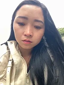 Snapshot of miemie-xx chatting on October 27, 2025, 3:07 am miemie-xx online show from October 27, 2025, 3:07 am