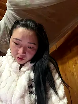 Snapshot of miemie-xx chatting on November 25, 2025, 12:38 pm miemie-xx online show from November 25, 2025, 12:38 pm