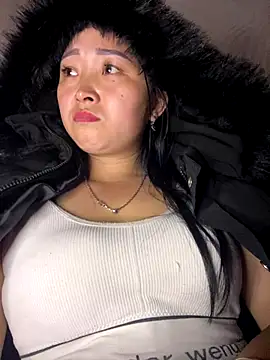 Snapshot of miemie-xx chatting on November 20, 2025, 1:12 pm miemie-xx online show from November 20, 2025, 1:12 pm