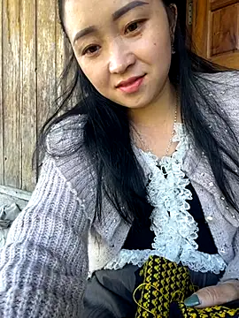 Snapshot of miemie-xx chatting on November 28, 2025, 1:39 am miemie-xx online show from November 28, 2025, 1:39 am