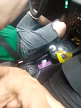 Merlin2310 online show from November 25, 2025, 8:09 pm