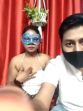 hornycouple654 online show from October 9, 2025, 6:52 pm