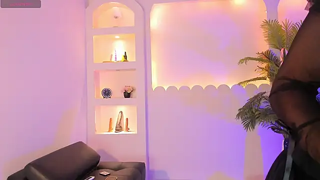 Snapshot of Elena_Kink chatting on May 19, 2026, 6:59 pm Elena Kink online show from May 19, 2026, 6:59 pm