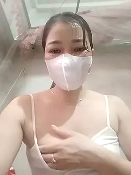 Snapshot of ladzy_sexy chatting on November 7, 2025, 5:45 am ladzy sexy online show from November 7, 2025, 5:45 am