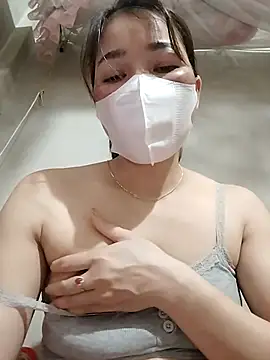 Snapshot of ladzy_sexy chatting on November 12, 2025, 4:33 pm ladzy sexy online show from November 12, 2025, 4:33 pm