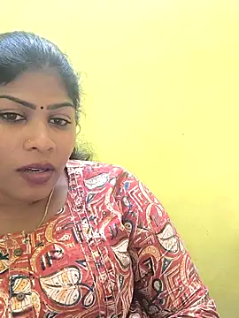 swathi237 online show from October 7, 2025, 12:06 pm