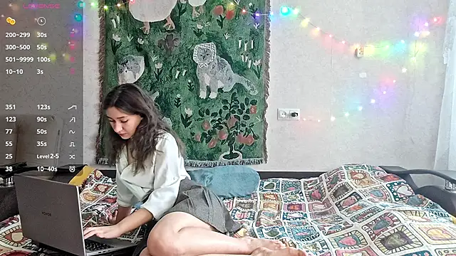 MiaLovelyOne online show from February 14, 2026, 9:20 am