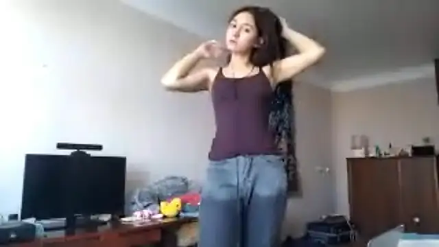 Snapshot of MiaLovelyOne chatting on October 27, 2025, 8:26 am MiaLovelyOne online show from October 27, 2025, 8:26 am