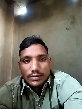 Snapshot of BiggerDickGuy chatting on October 12, 2025, 1:18 am BiggerDickGuy online show from October 12, 2025, 1:18 am