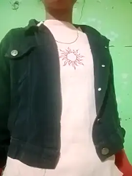 Mahi677 online show from December 4, 2025, 3:38 am