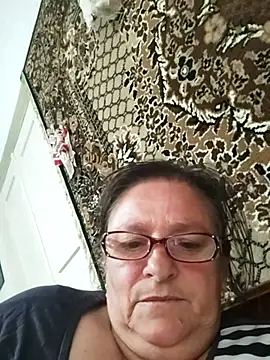 MilaCold5443 online show from July 22, 2026, 4:42 pm