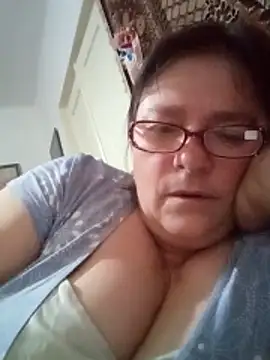 Snapshot of MilaCold5443 chatting on December 4, 2025, 6:23 am MilaCold5443 online show from December 4, 2025, 6:23 am