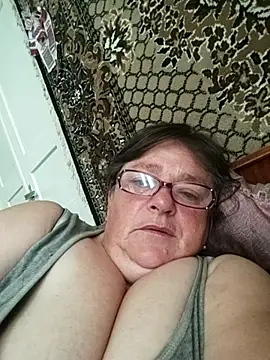 MilaCold5443 online show from June 27, 2026, 5:57 am