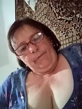 MilaCold5443 online show from April 29, 2026, 4:33 pm