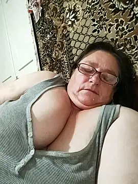 MilaCold5443 online show from July 18, 2026, 3:48 am