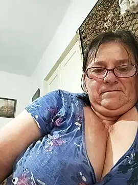 MilaCold5443 online show from July 5, 2026, 5:03 am