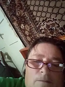 Snapshot of MilaCold5443 chatting on November 12, 2025, 6:17 am MilaCold5443 online show from November 12, 2025, 6:17 am