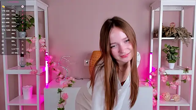 Snapshot of LittleCutieSandy chatting on October 11, 2025, 4:02 am LittleCutieSandy online show from October 11, 2025, 4:02 am