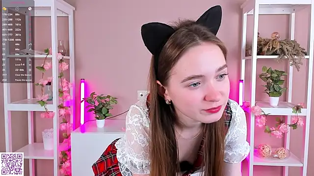 Snapshot of LittleCutieSandy chatting on November 4, 2025, 3:10 am LittleCutieSandy online show from November 4, 2025, 3:10 am