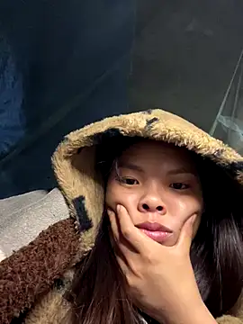 Snapshot of hello-cute chatting on November 28, 2025, 6:52 pm hello-cute online show from November 28, 2025, 6:52 pm