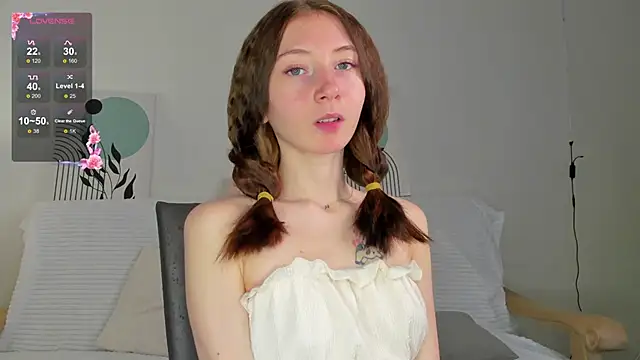 Snapshot of try_love_ chatting on November 24, 2025, 8:14 am try love online show from November 24, 2025, 8:14 am